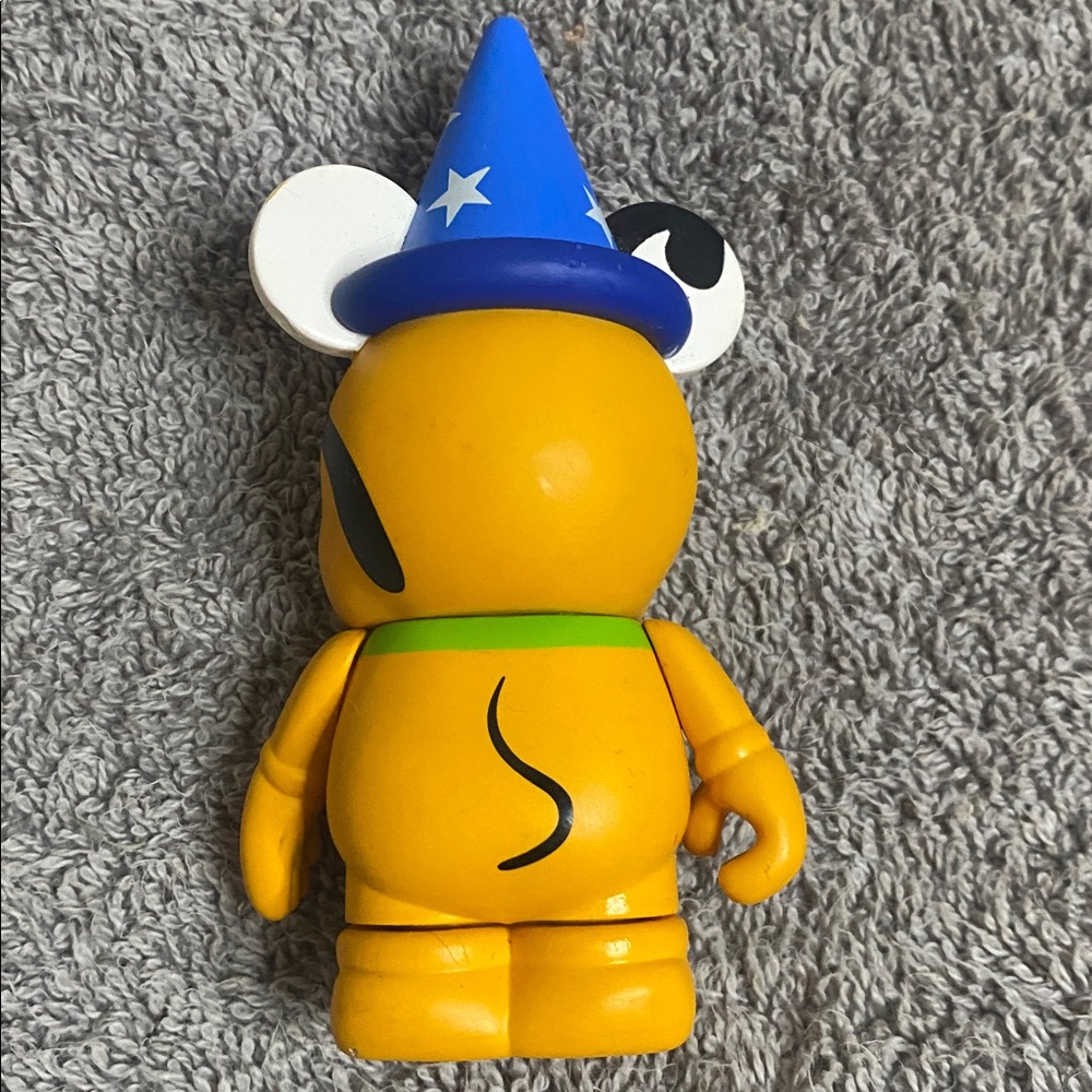 🪼Retired Disney Vinylmation Story-brook Sorcerer Pluto from the "Park 1" series! - Picture 2 of 3
